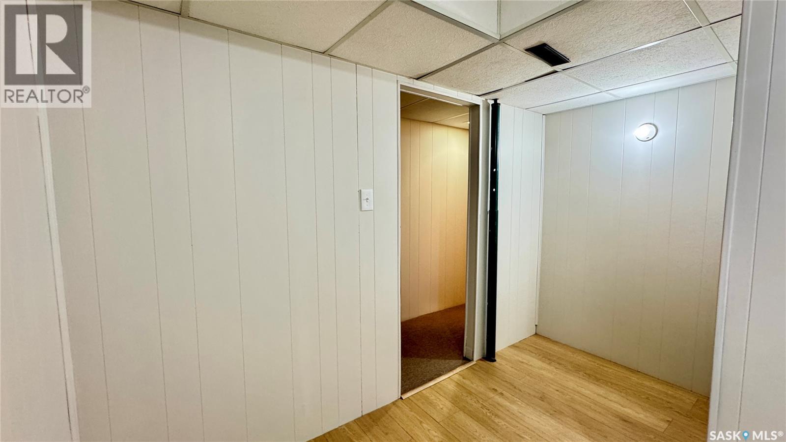 521 Hearn Street, Outlook, Saskatchewan  S0L 2N0 - Photo 42 - SK011106