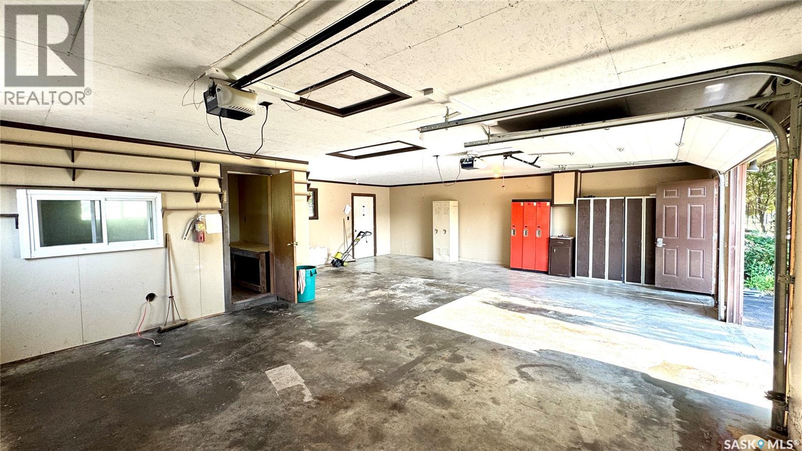 521 Hearn Street, Outlook, Saskatchewan  S0L 2N0 - Photo 48 - SK011106