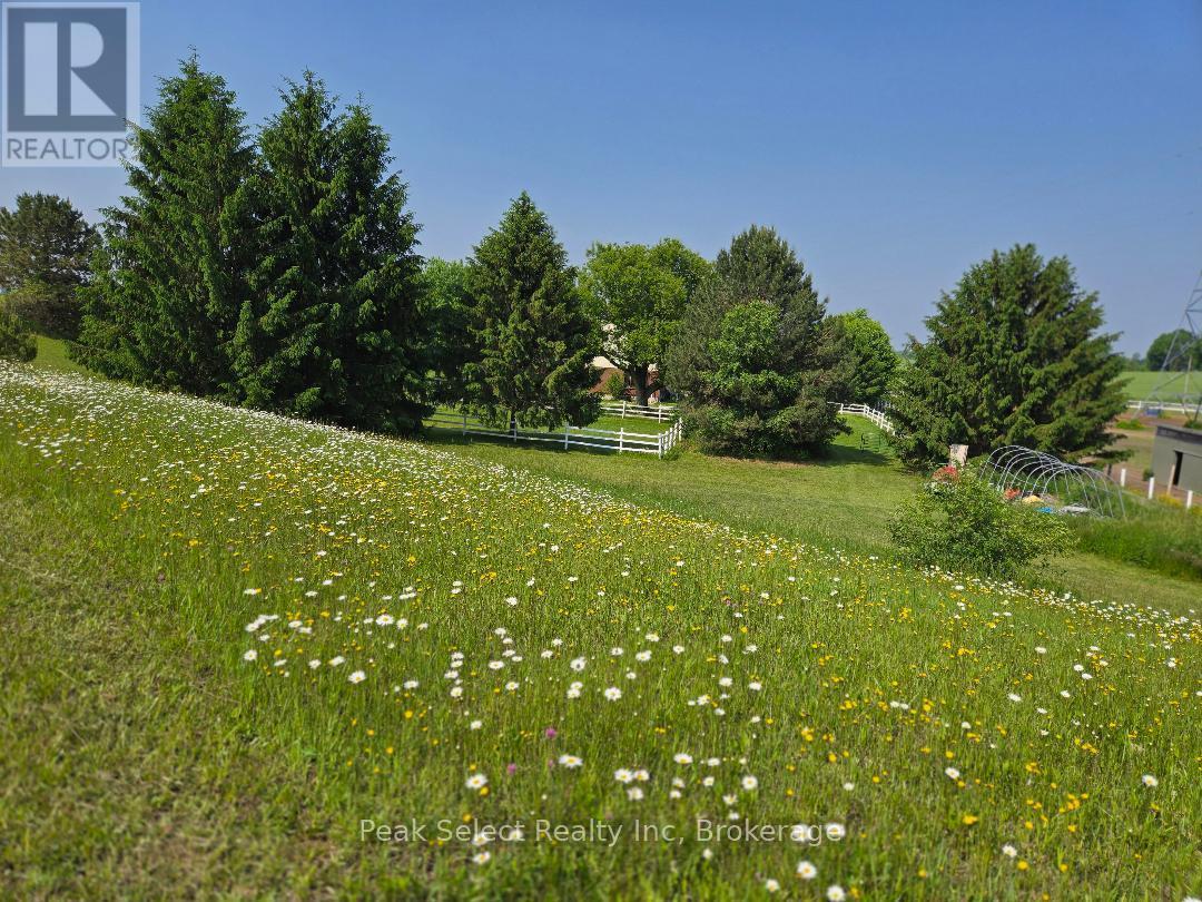 20076 Cherry Hill Road, Thames Centre, Ontario  N0M 2M0 - Photo 2 - X12254213