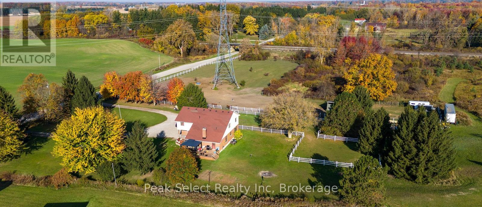 20076 Cherry Hill Road, Thames Centre, Ontario  N0M 2M0 - Photo 10 - X12254213