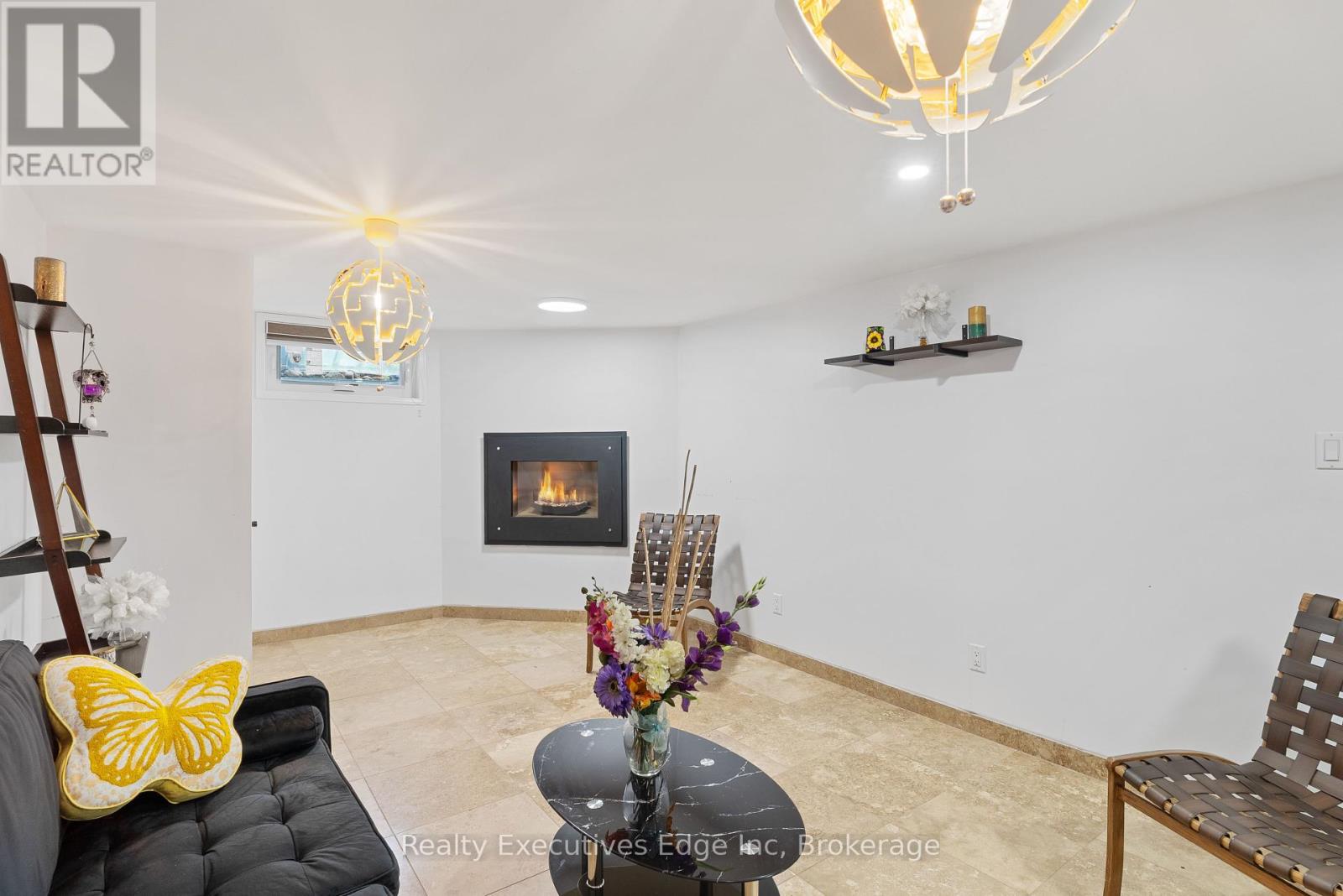 309 Southill Drive, Kitchener, Ontario  N2A 2R2 - Photo 21 - X12254243