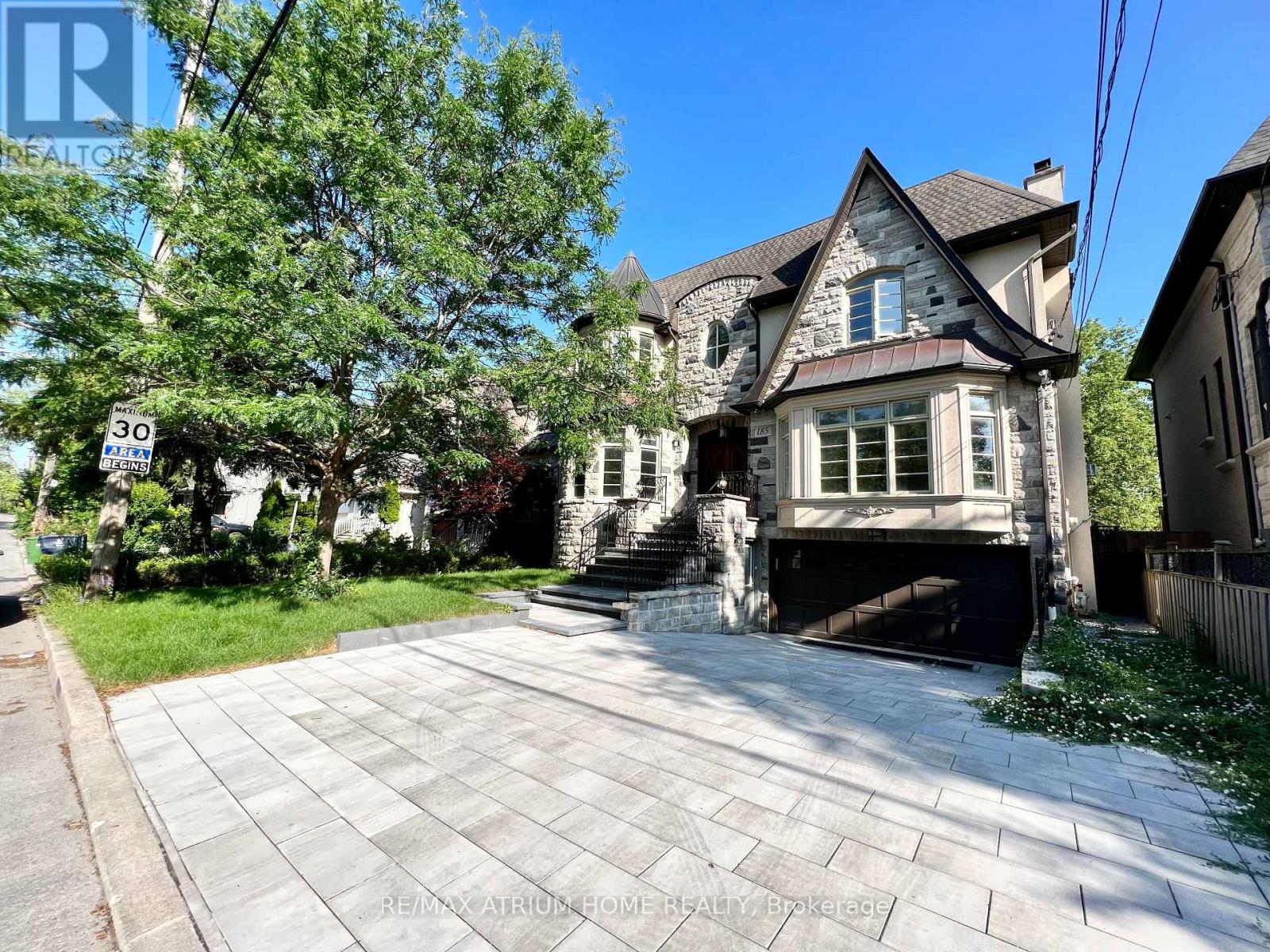 185 Parkview Avenue, Toronto, Ontario  M2N 3Y9 - Photo 2 - C12254212