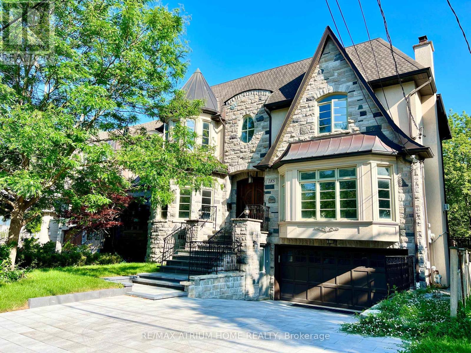 185 Parkview Avenue, Toronto, Ontario  M2N 3Y9 - Photo 3 - C12254212