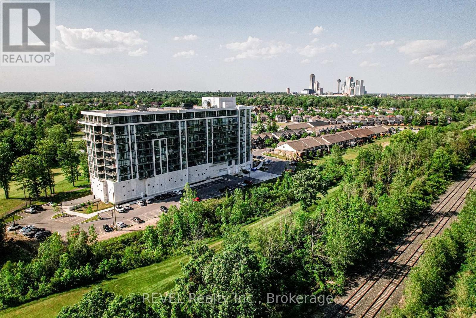 1003 - 7711 Green Vista Gate, Niagara Falls, Ontario  L2G 0A8 - Photo 7 - X12254267