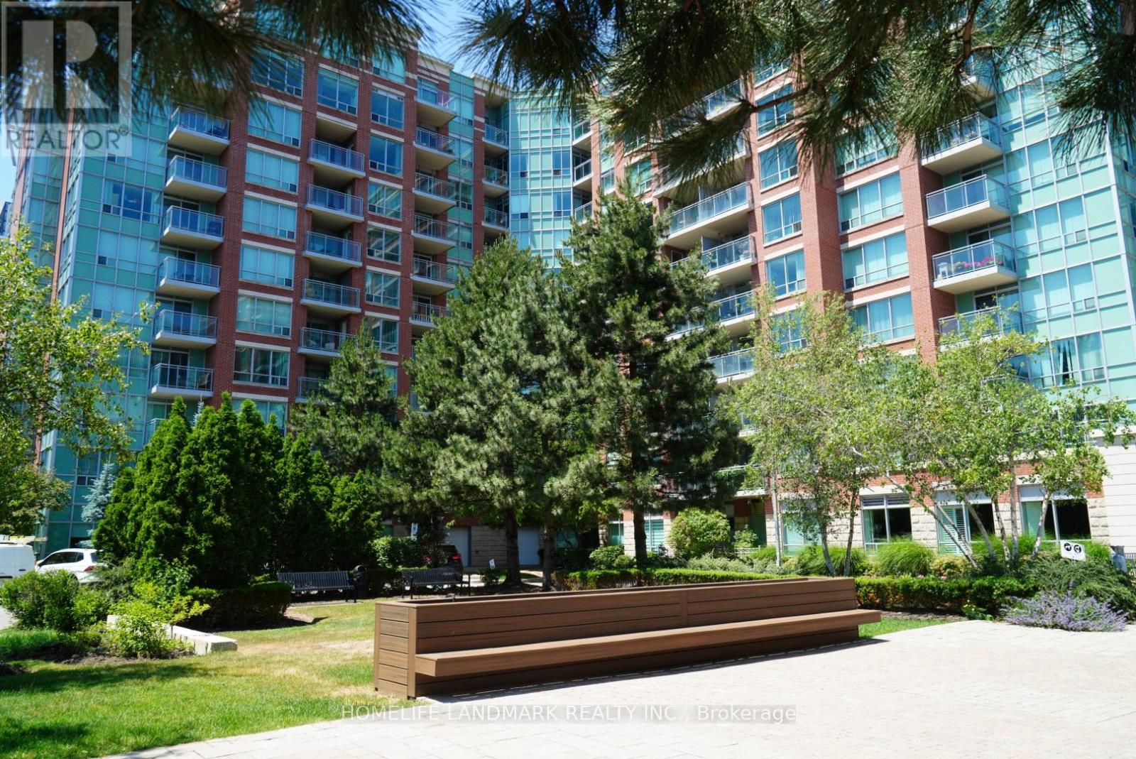 826 - 62 Suncrest Boulevard, Markham, Ontario  L3T 7Y6 - Photo 10 - N12254279