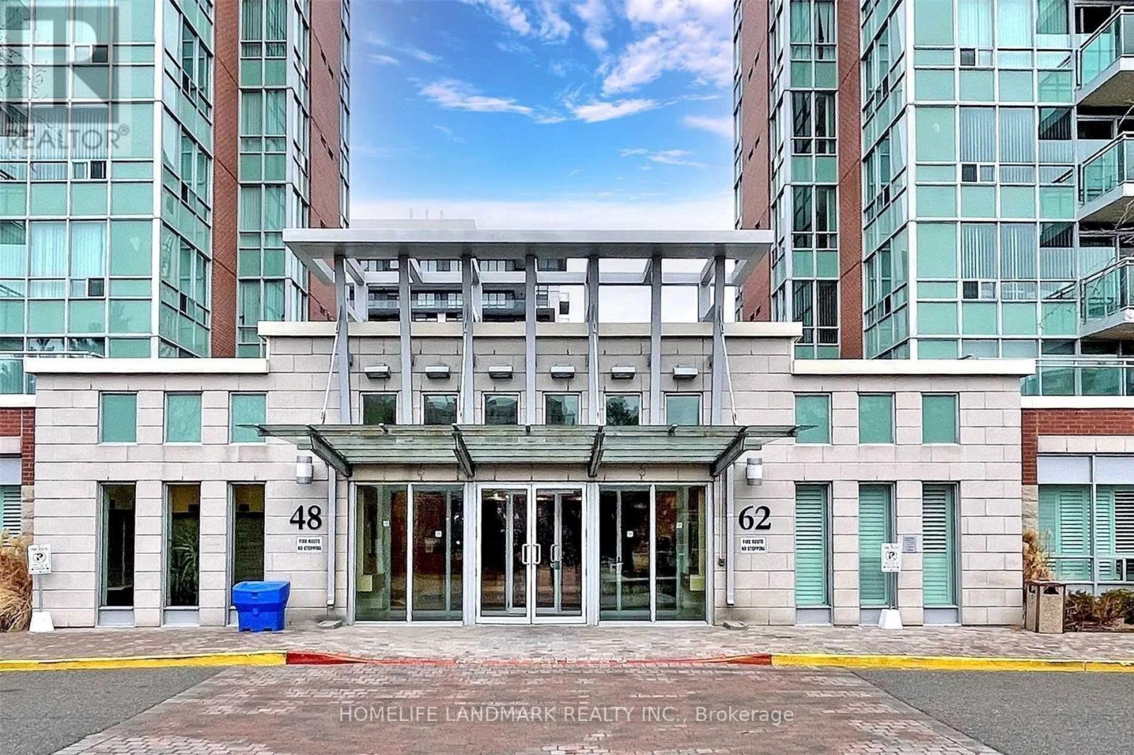 826 - 62 Suncrest Boulevard, Markham, Ontario  L3T 7Y6 - Photo 2 - N12254279