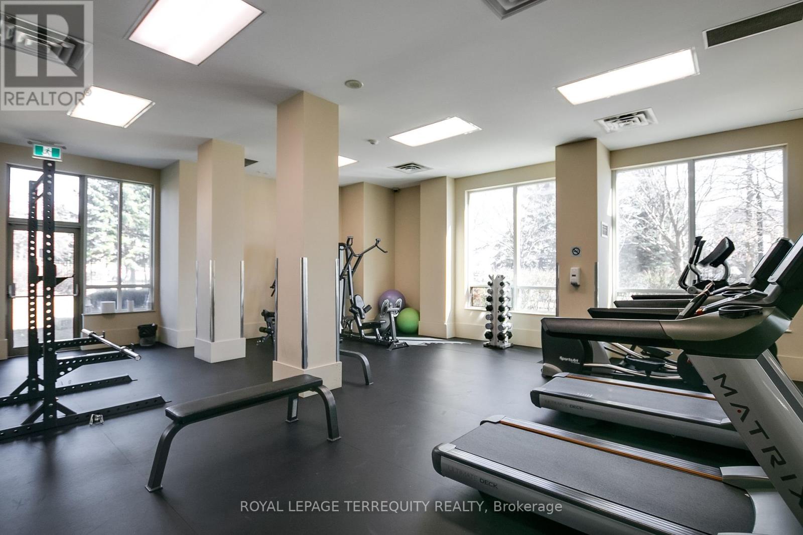809 - 1359 Rathburn Road E, Mississauga, Ontario  L4W 5P7 - Photo 28 - W12254270