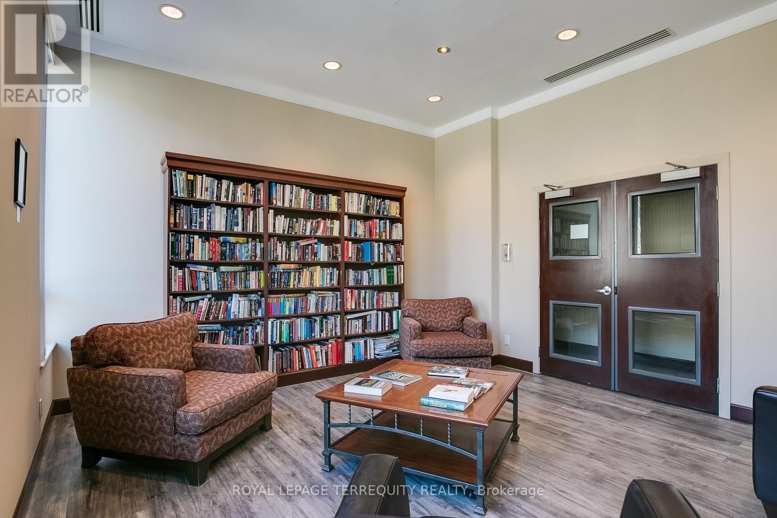 809 - 1359 Rathburn Road E, Mississauga, Ontario  L4W 5P7 - Photo 31 - W12254270