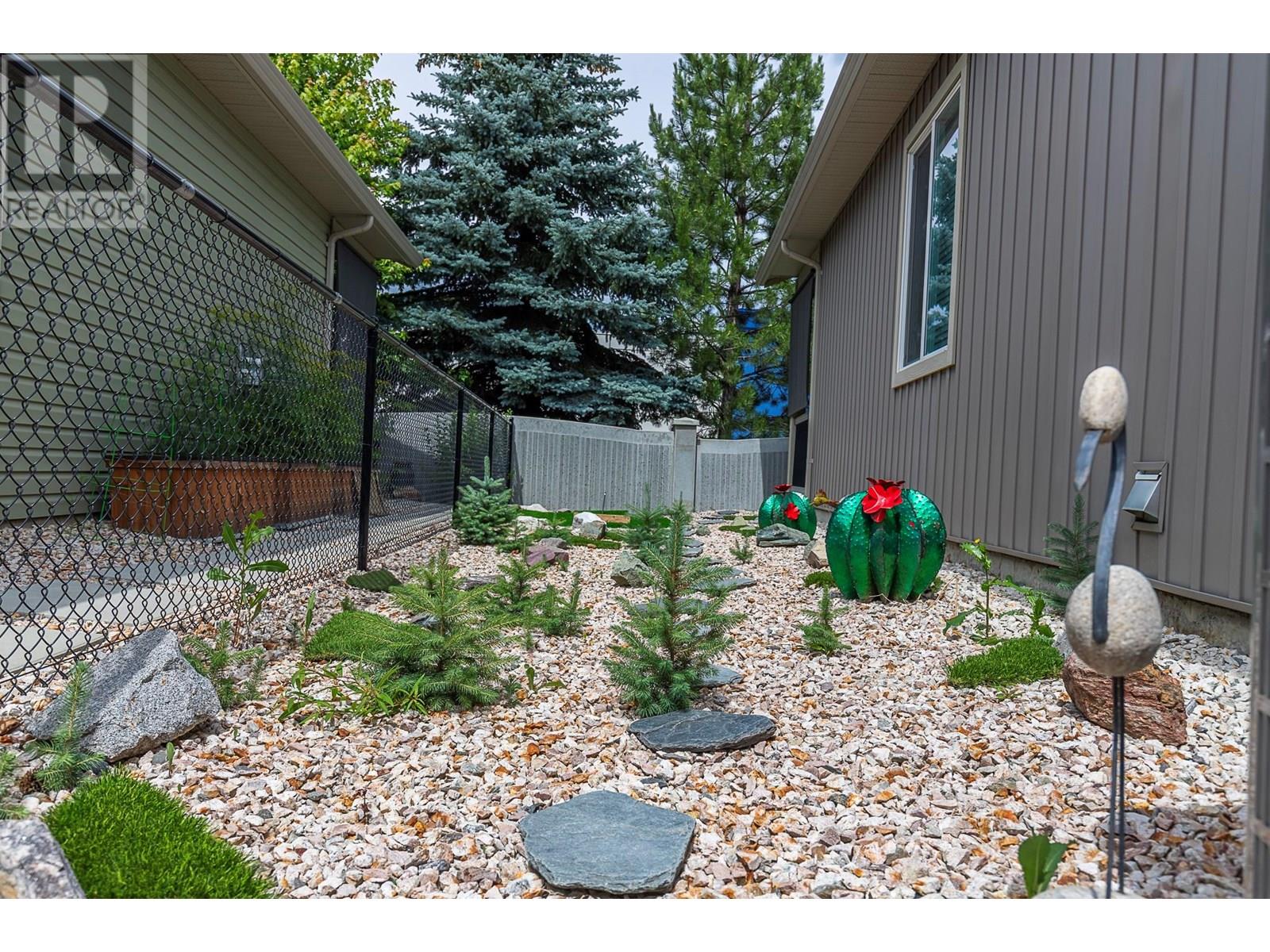2100 55 Avenue Unit# 63, Vernon, British Columbia  V1T 9Y6 - Photo 36 - 10354186