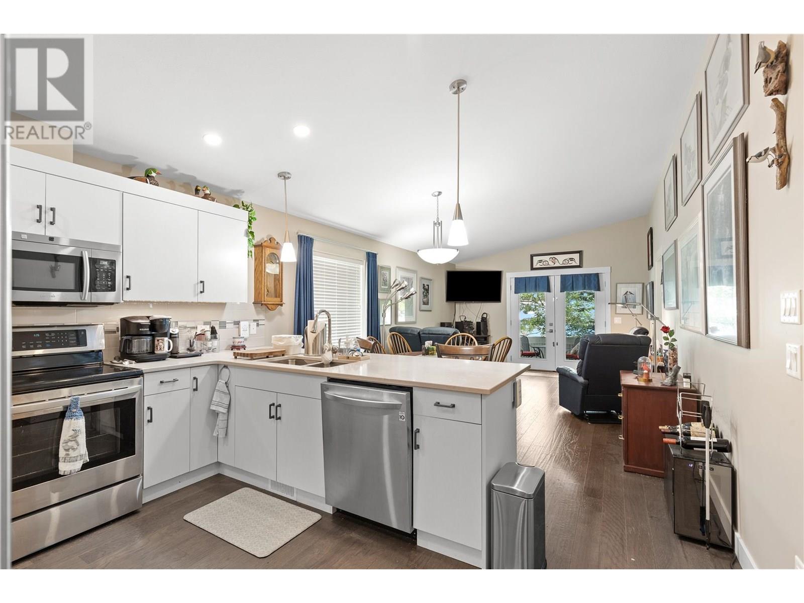2100 55 Avenue Unit# 63, Vernon, British Columbia  V1T 9Y6 - Photo 8 - 10354186