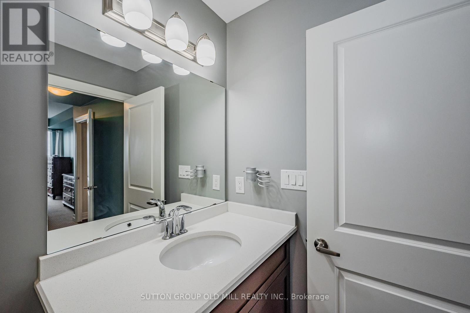 805 - 150 Wellington Street E, Guelph (Downtown), Ontario  N1H 3R2 - Photo 16 - X12254297