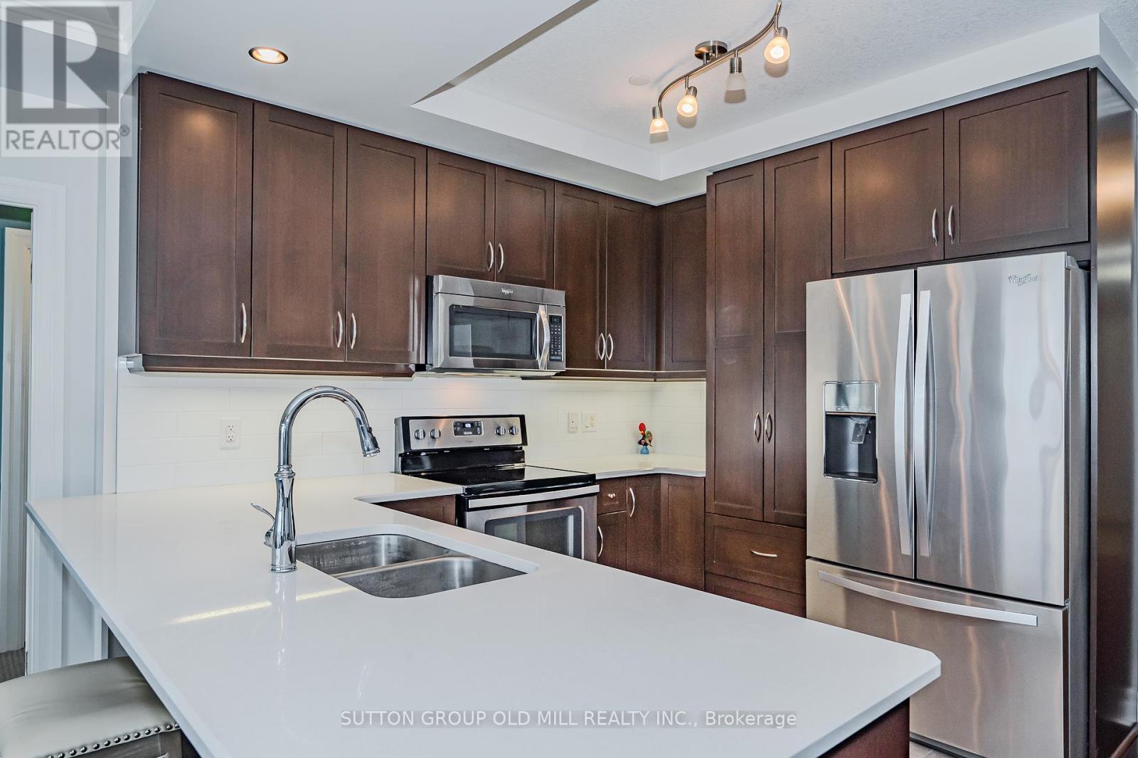 805 - 150 Wellington Street E, Guelph (Downtown), Ontario  N1H 3R2 - Photo 9 - X12254297