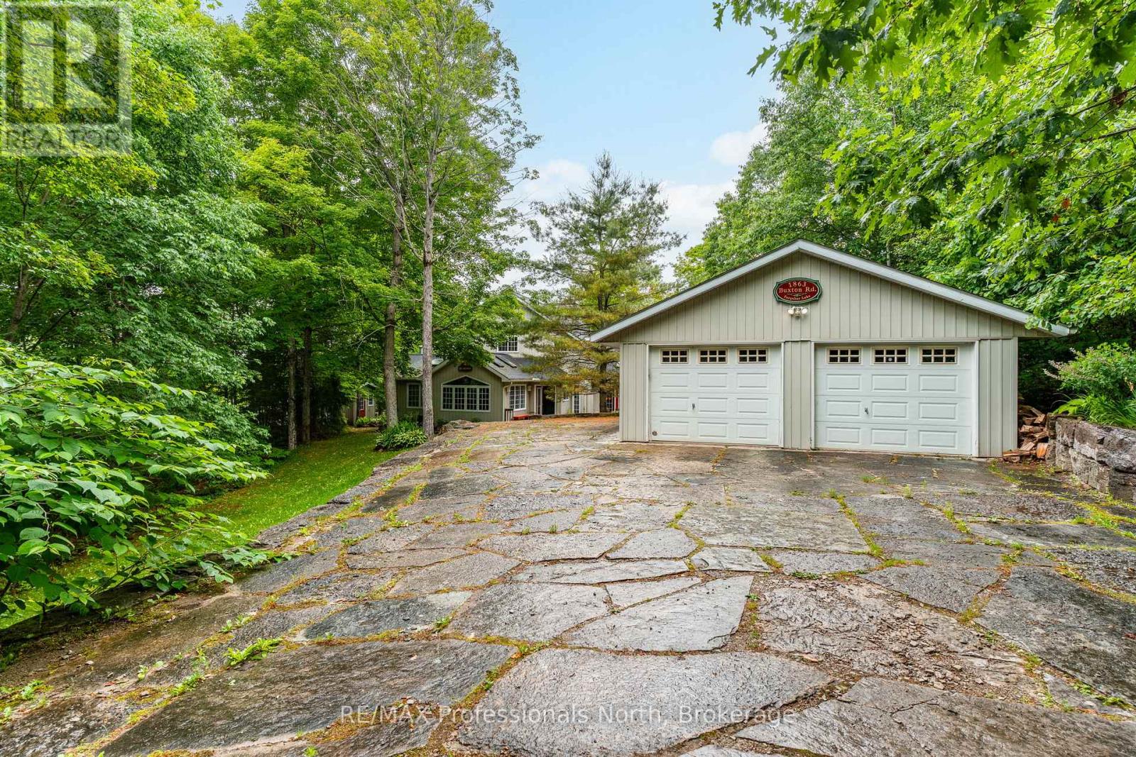 1863 Buxton Road, Dysart Et Al, Ontario  K0L 3C0 - Photo 2 - X12254334