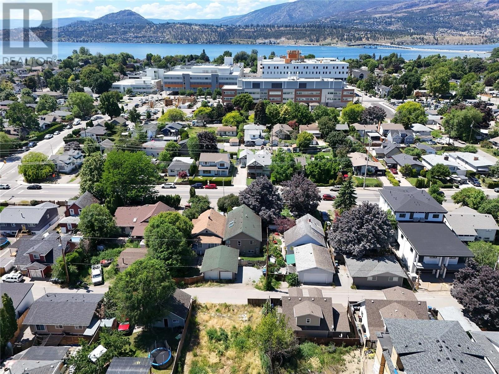 Property at 2237 Richter Street image 3
