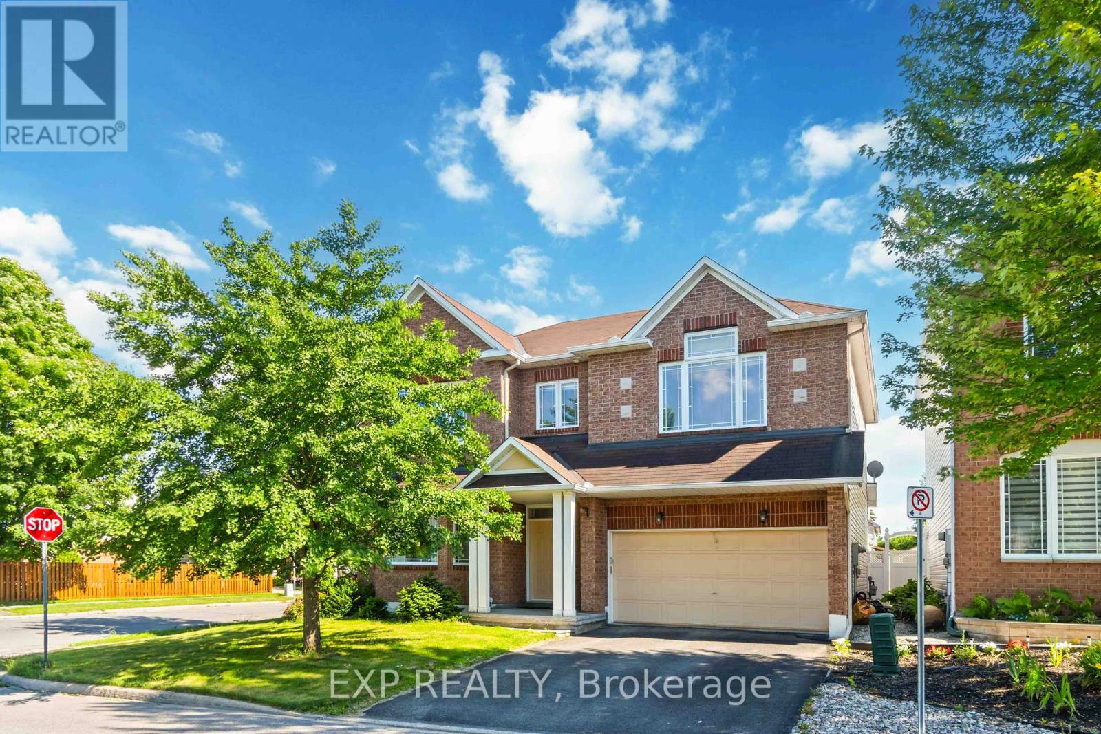 104 YORKBERRY GATE, Ottawa, Ontario