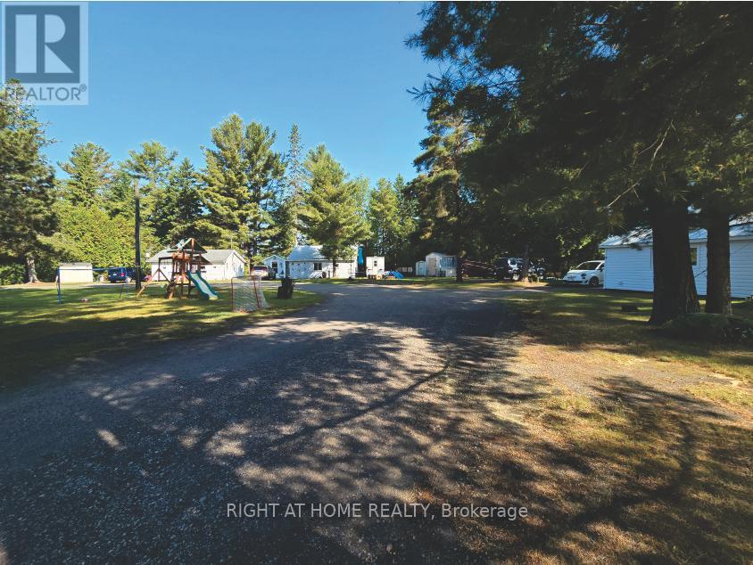 6 Bay View Court, West Nipissing (Sturgeon Falls), Ontario  P0H 2M0 - Photo 10 - X12254327