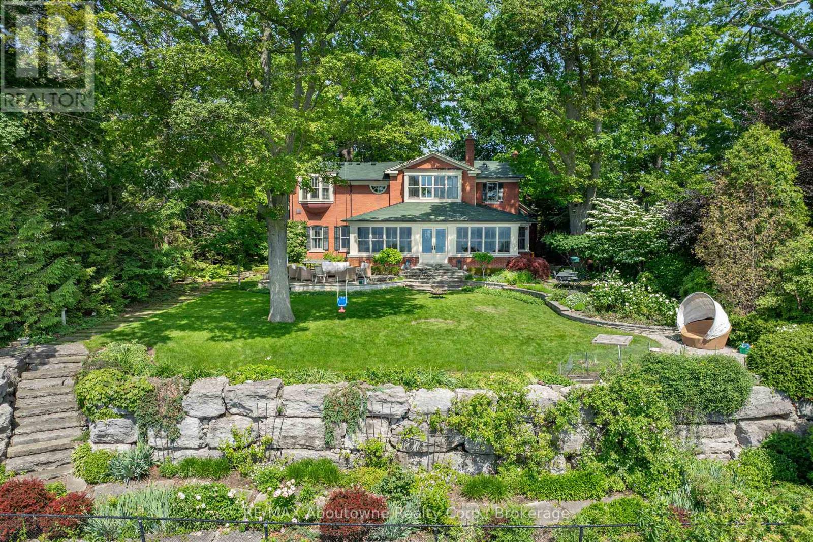 350 King Street, Oakville, Ontario  L6J 1C2 - Photo 47 - W12252417