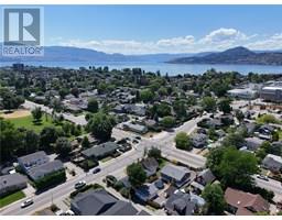 706 Rose Avenue, kelowna, British Columbia