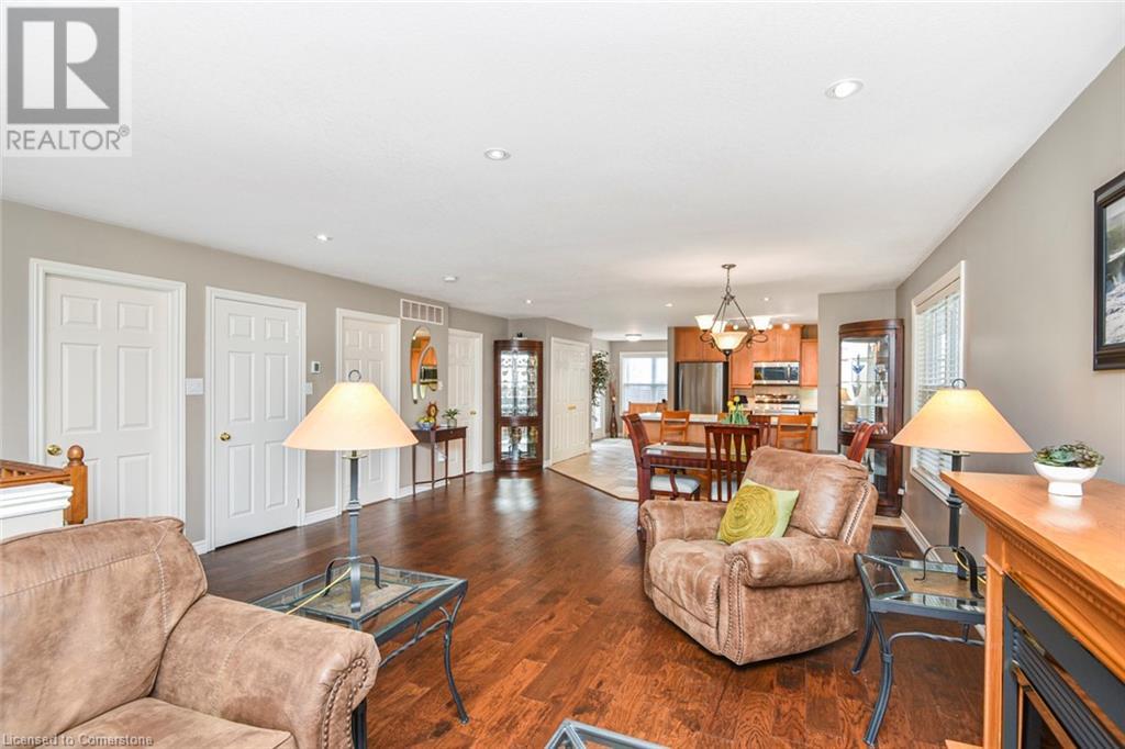 1060 Beach Boulevard, Hamilton, Ontario  L8H 6Z4 - Photo 7 - 40727622