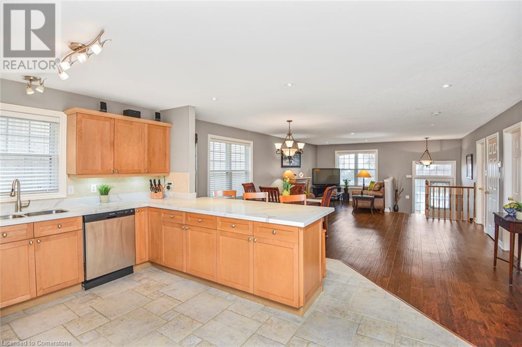 1060 Beach Boulevard, Hamilton, Ontario  L8H 6Z4 - Photo 11 - 40727622