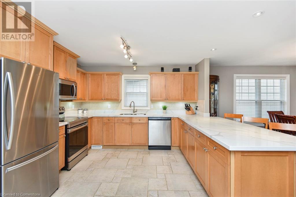1060 Beach Boulevard, Hamilton, Ontario  L8H 6Z4 - Photo 9 - 40727622