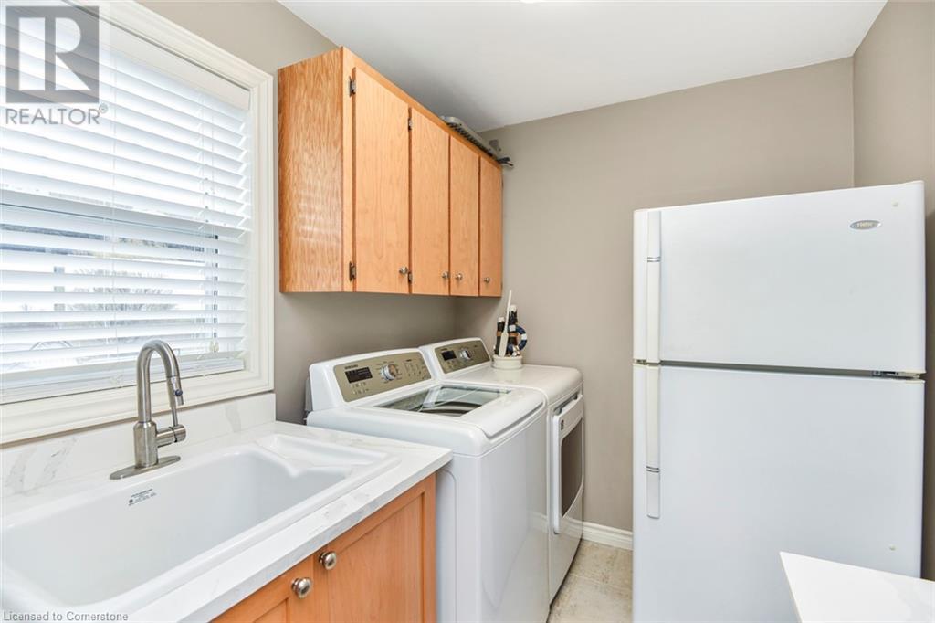 1060 Beach Boulevard, Hamilton, Ontario  L8H 6Z4 - Photo 18 - 40727622