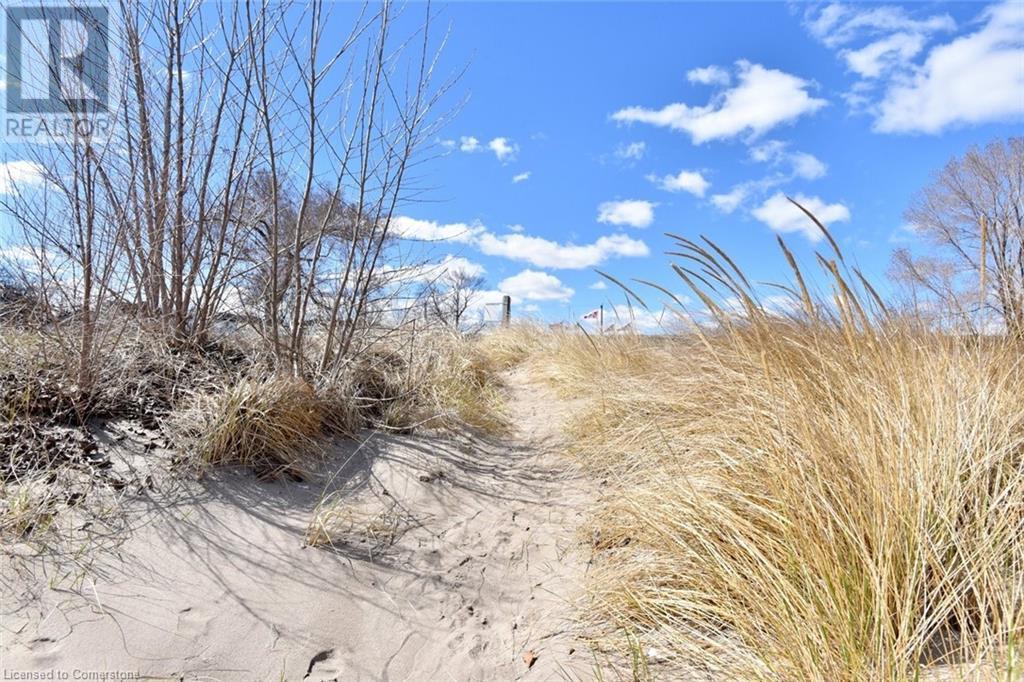 1060 Beach Boulevard, Hamilton, Ontario  L8H 6Z4 - Photo 43 - 40727622