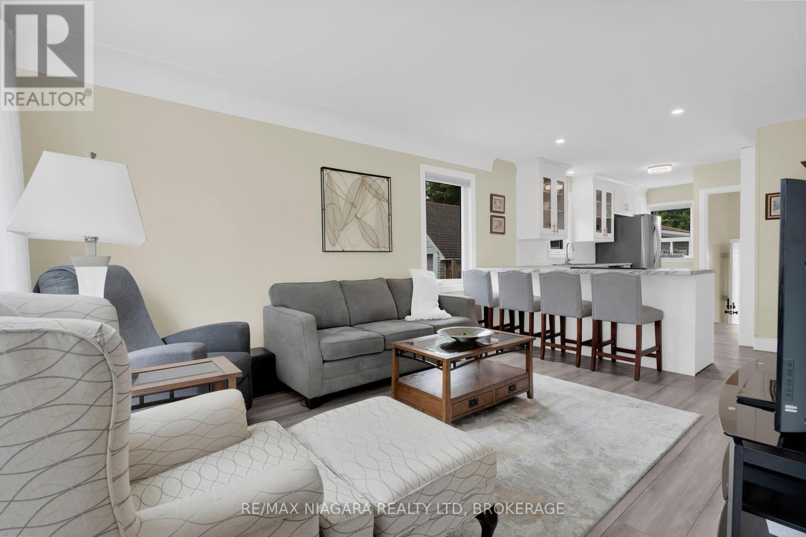 Property at 6140 COLLINS DRIVE image 4