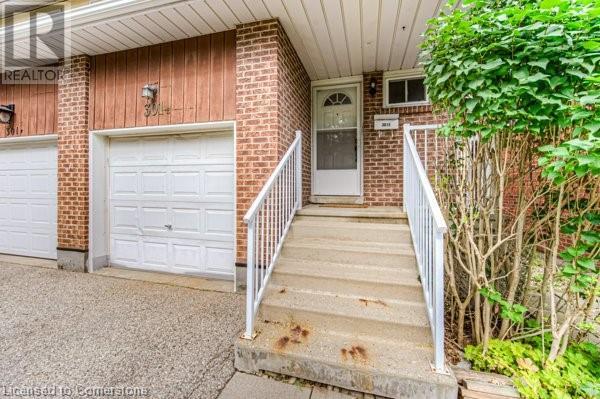 Property at 301E BLUEVALE Street N image 2
