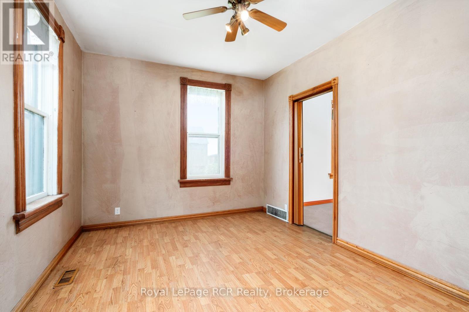 422014 Concession 6 Ndr, West Grey, Ontario  N0G 1S0 - Photo 16 - X12254397