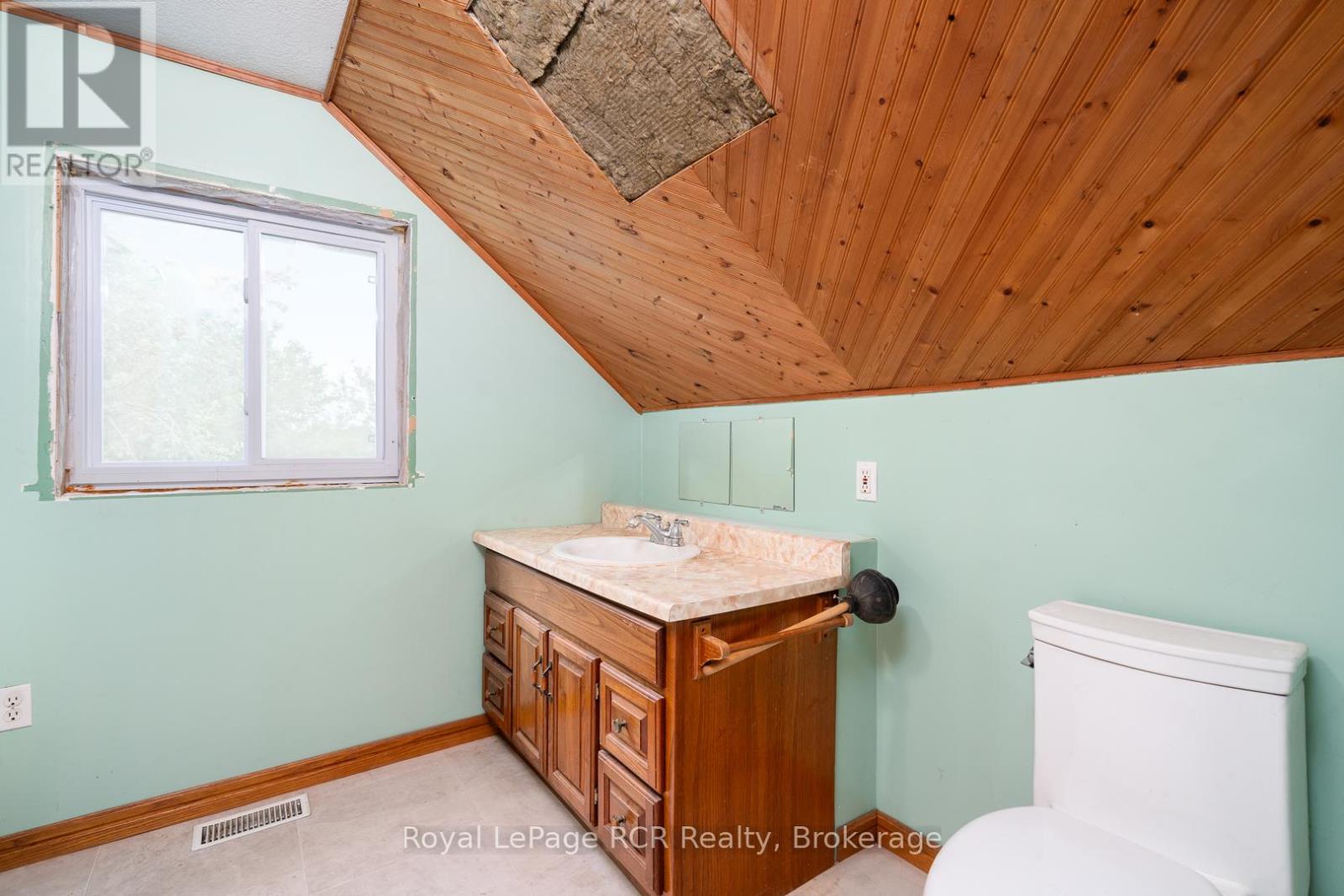 422014 Concession 6 Ndr, West Grey, Ontario  N0G 1S0 - Photo 25 - X12254397