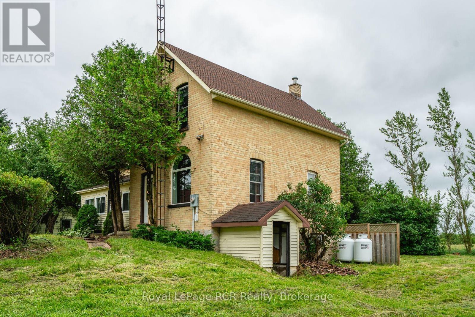 422014 Concession 6 Ndr, West Grey, Ontario  N0G 1S0 - Photo 40 - X12254397