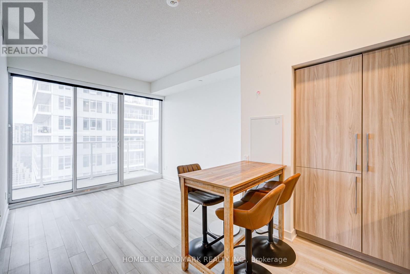 3703 - 17 Bathurst Street, Toronto, Ontario  M5V 0N1 - Photo 16 - C12204941