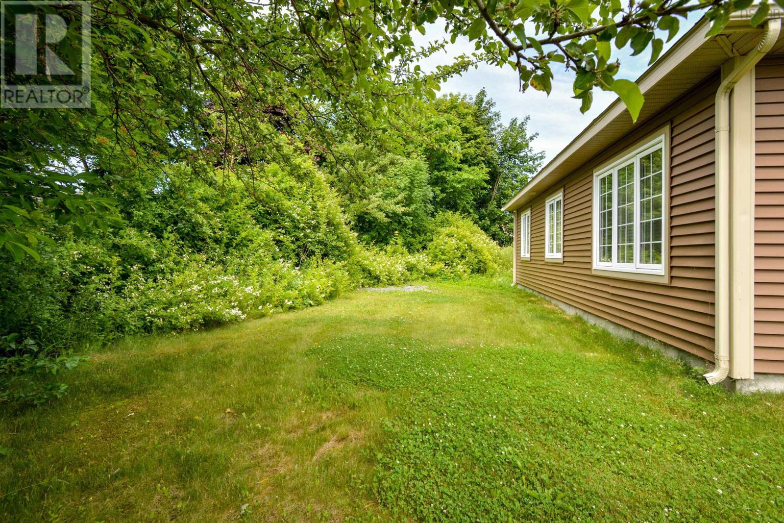 339-341 Mcconnell Drive, Sydney, Nova Scotia  B1P 3V5 - Photo 5 - 202516196