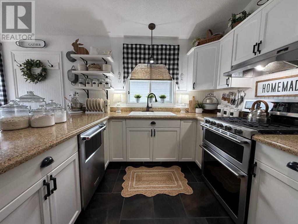 Property at 1 Torgerson Drive image 3