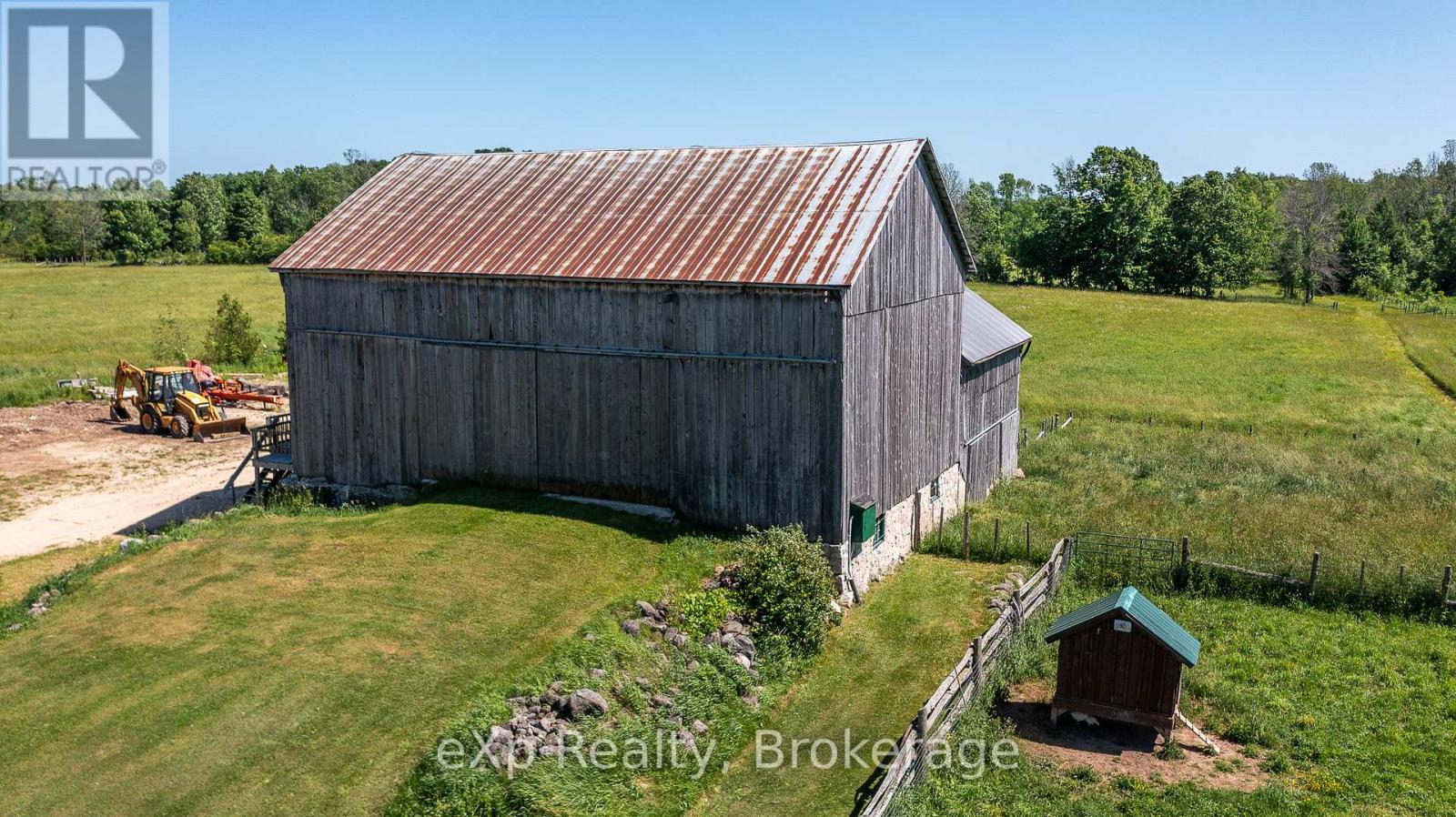 701768 5 Side Road, Chatsworth, Ontario  N0H 1K0 - Photo 31 - X12243945