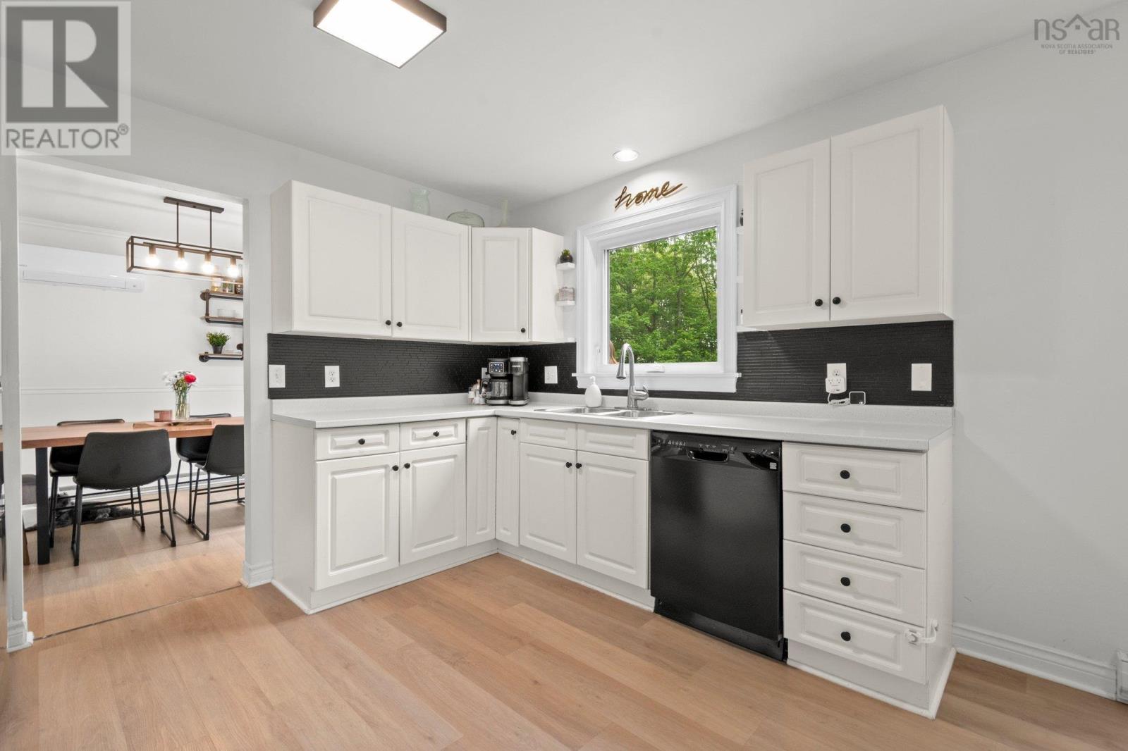 Property at 238 Auburn Drive image 3