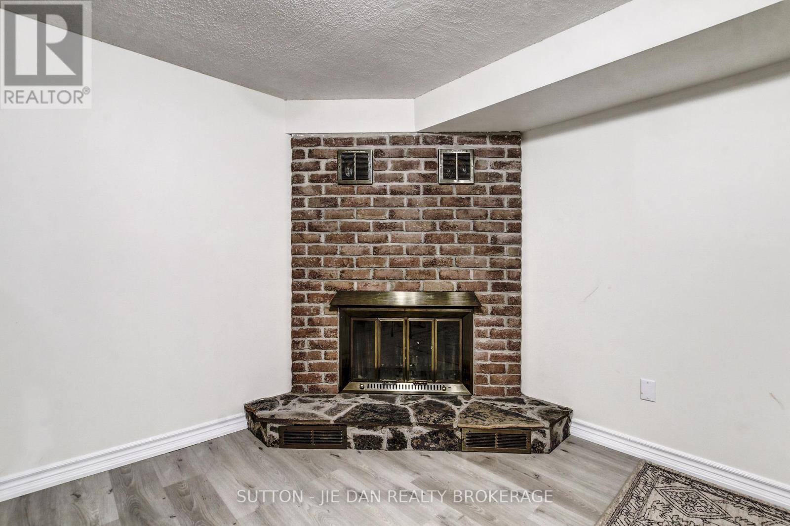 55 Constable Court, London North, Ontario  N6G 3N7 - Photo 13 - X12254436
