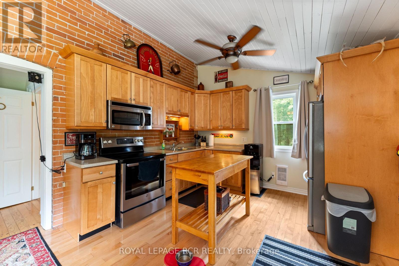 22021 E Gara-Erin Tline, East Garafraxa, Ontario  L9W 7G4 - Photo 8 - X12254413