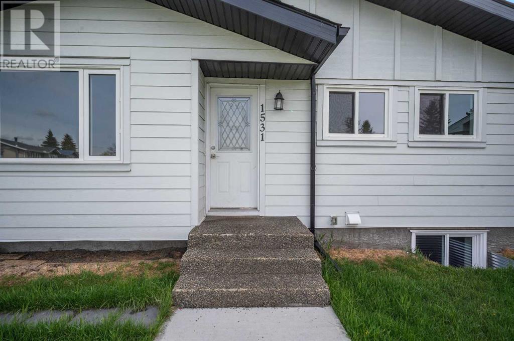 Property at 1531 Maitland Drive NE image 4