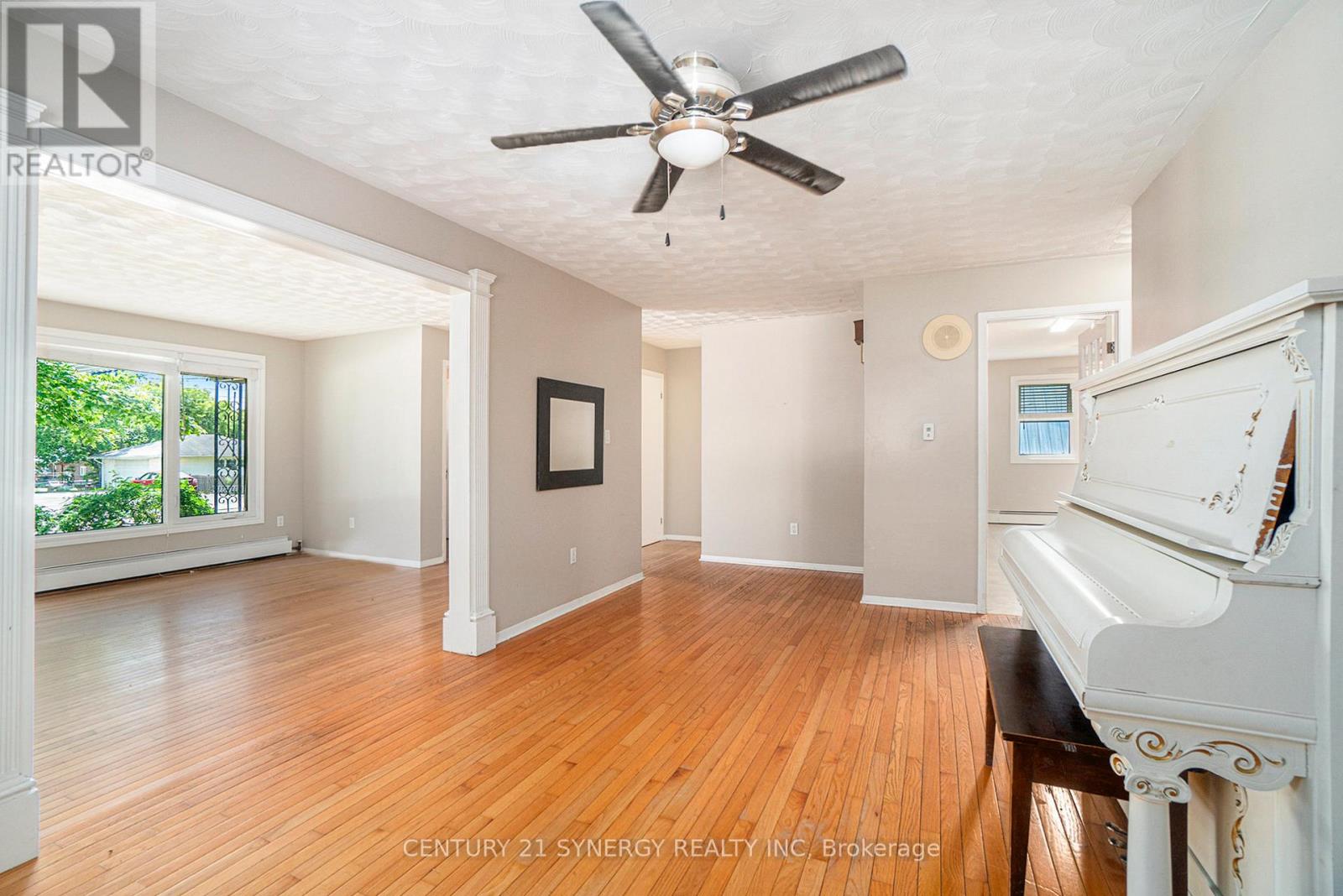 6 Strathcona Street, Smiths Falls, Ontario  K7A 1V5 - Photo 8 - X12220619