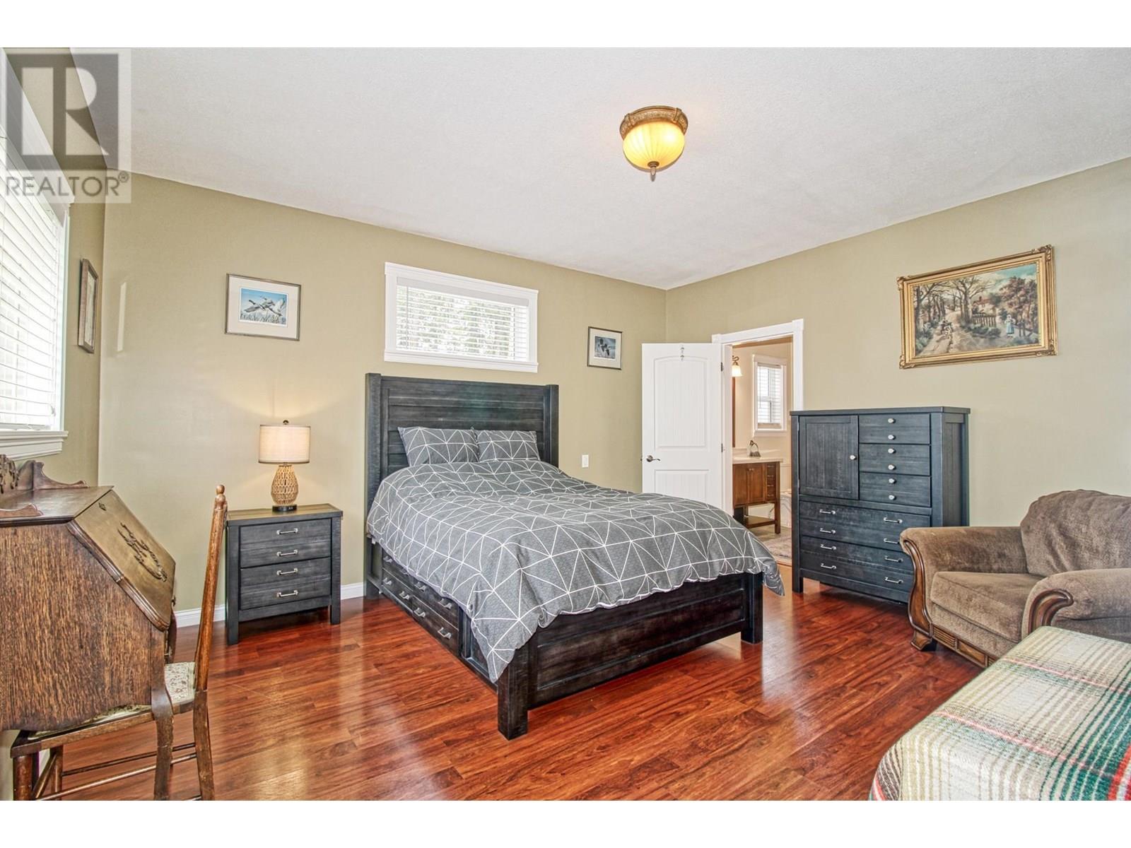 7271 Dunwaters Road, Kelowna, British Columbia  V1Z 3W4 - Photo 11 - 10354257