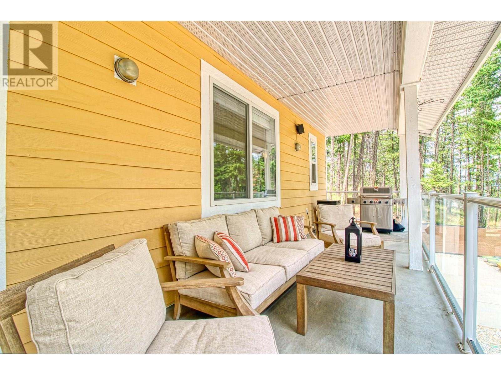 Property at 7271 Dunwaters Road image 3