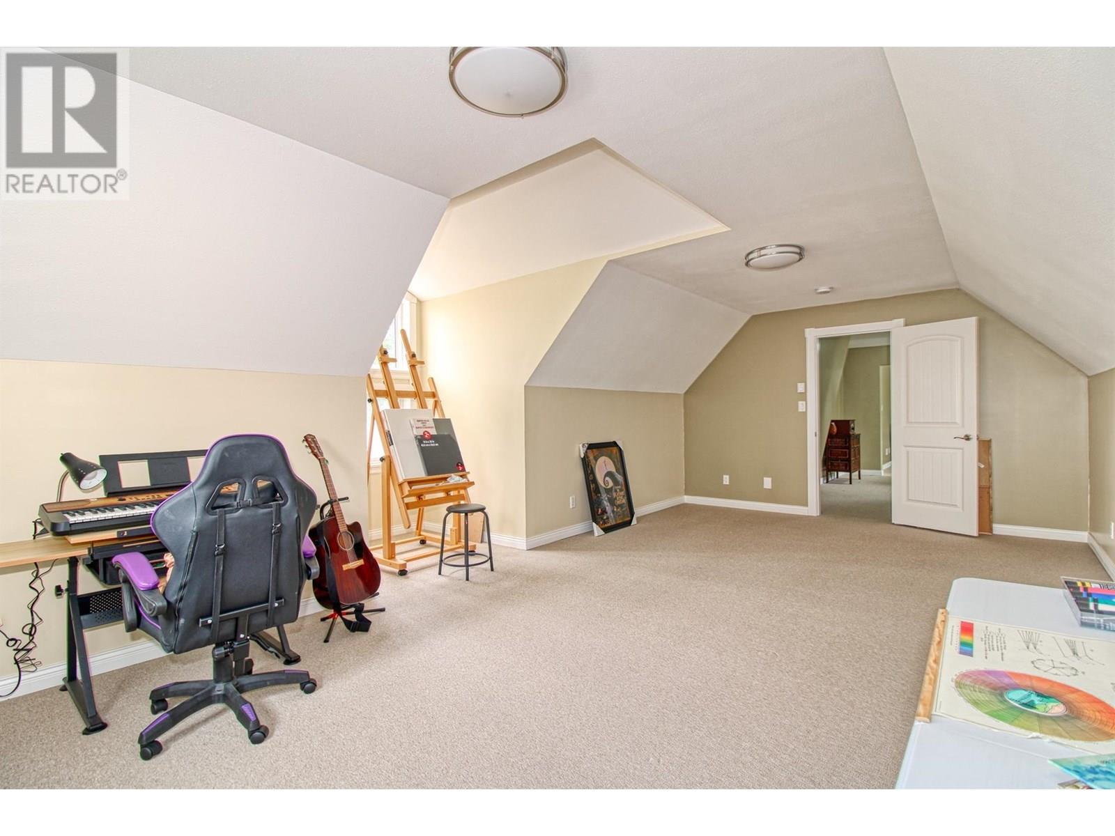 7271 Dunwaters Road, Kelowna, British Columbia  V1Z 3W4 - Photo 54 - 10354257
