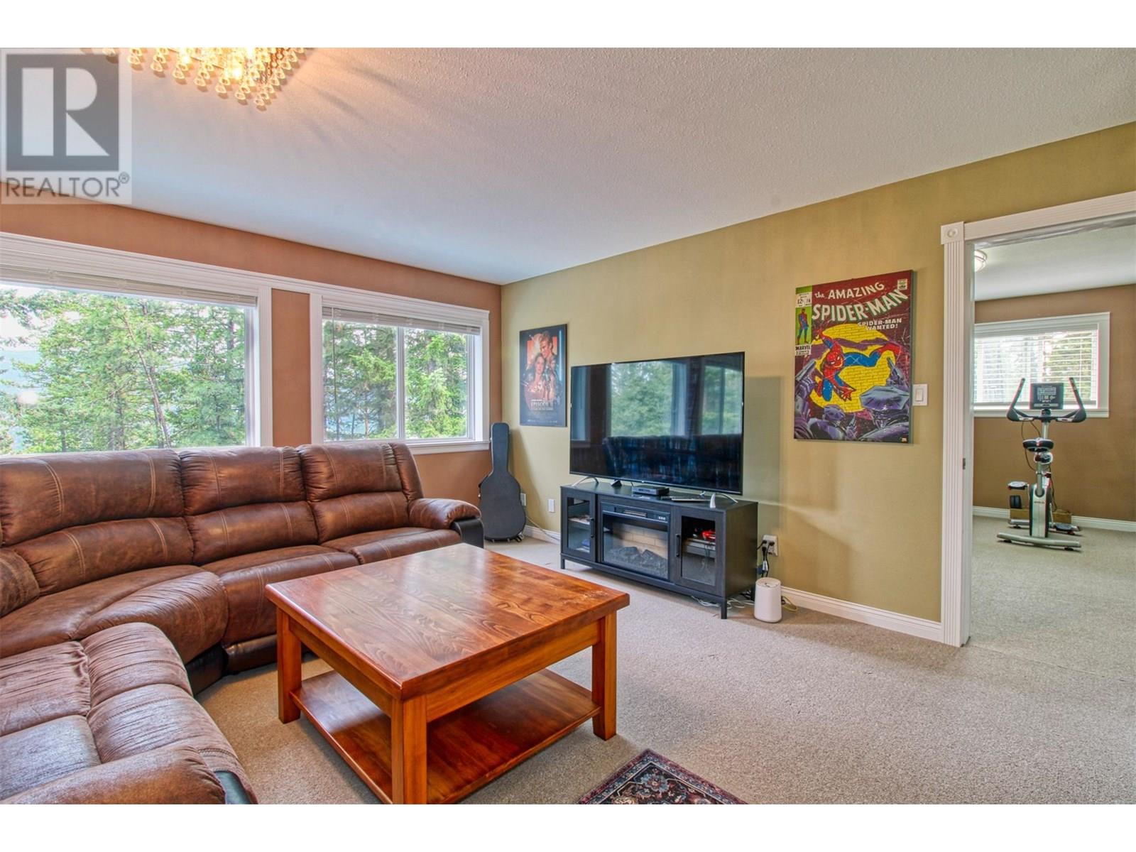 7271 Dunwaters Road, Kelowna, British Columbia  V1Z 3W4 - Photo 45 - 10354257