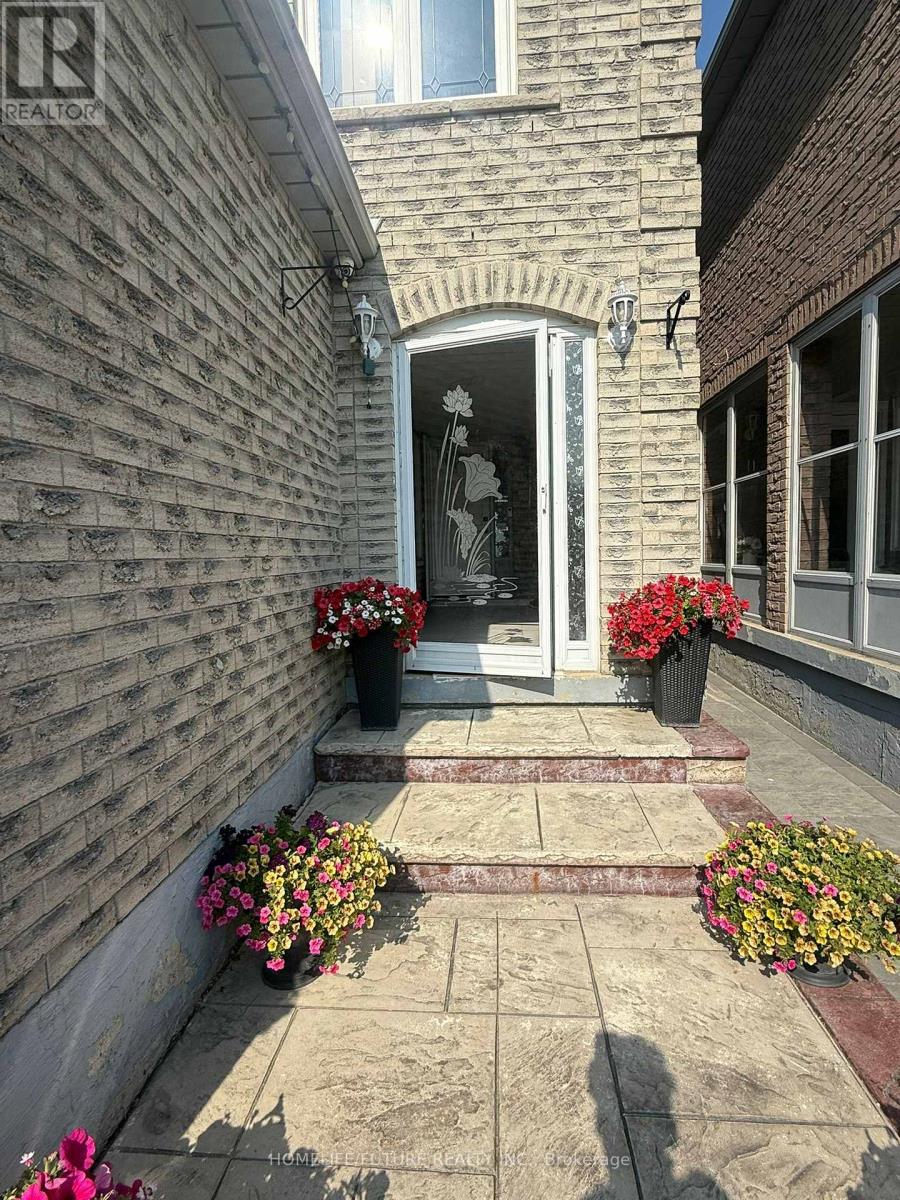 Property at 85 STATHER CRESCENT image 3