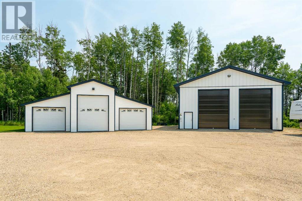 Property at 590083 Range Road 114 image 3