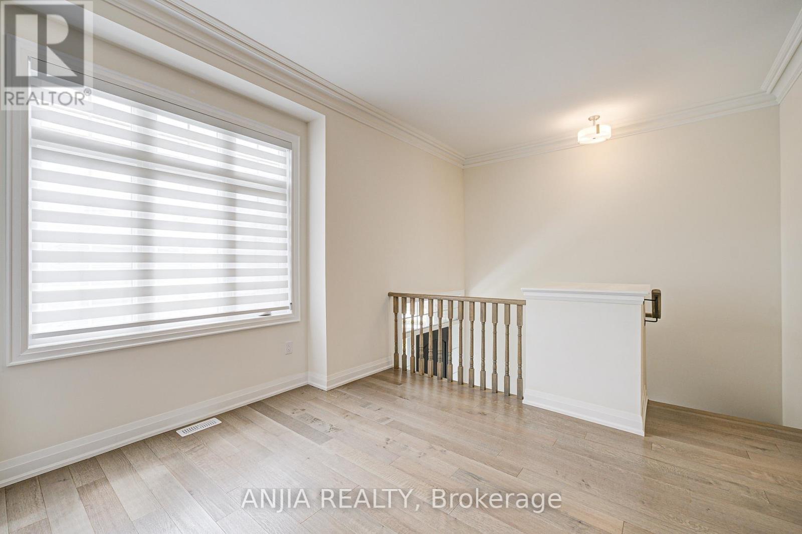 7 Bright Terrace Way, Markham, Ontario  L6C 3L5 - Photo 11 - N12254513