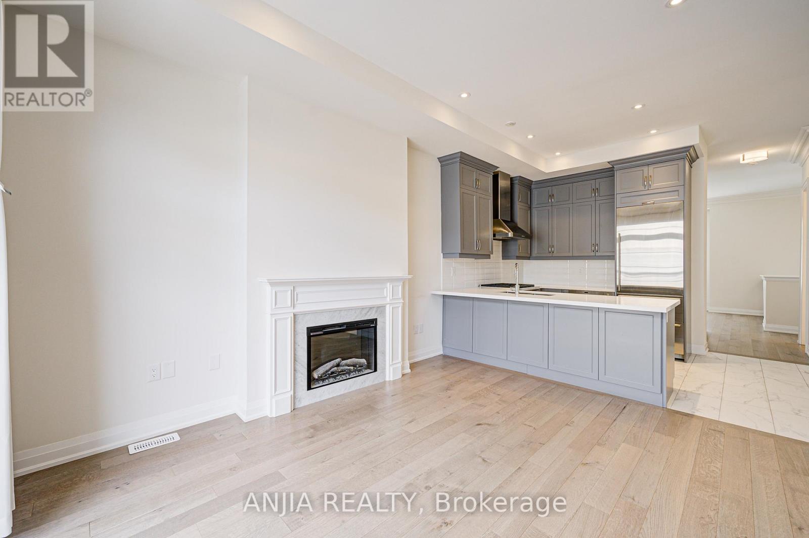 7 Bright Terrace Way, Markham, Ontario  L6C 3L5 - Photo 20 - N12254513
