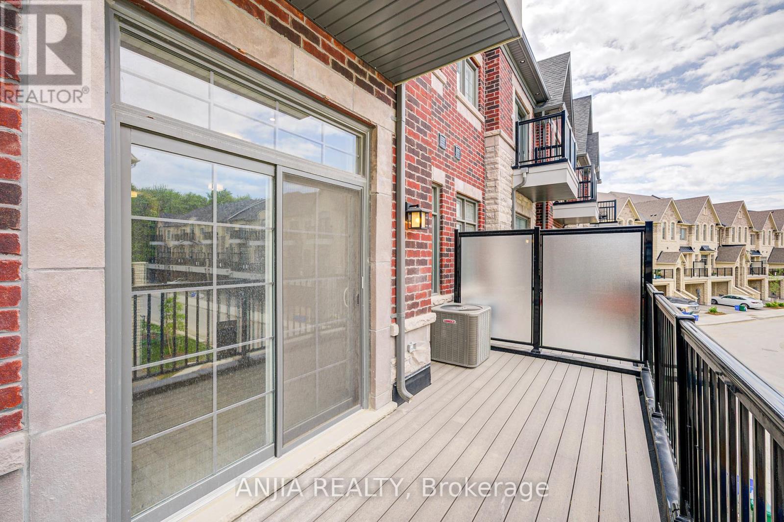 7 Bright Terrace Way, Markham, Ontario  L6C 3L5 - Photo 36 - N12254513